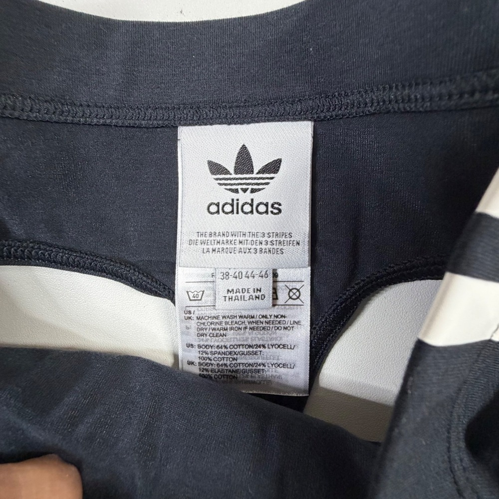 Adidas Originals 2-Pack Wide Side Thong Women M Black White 3-Stripe Trefoil - Picture 4 of 4
